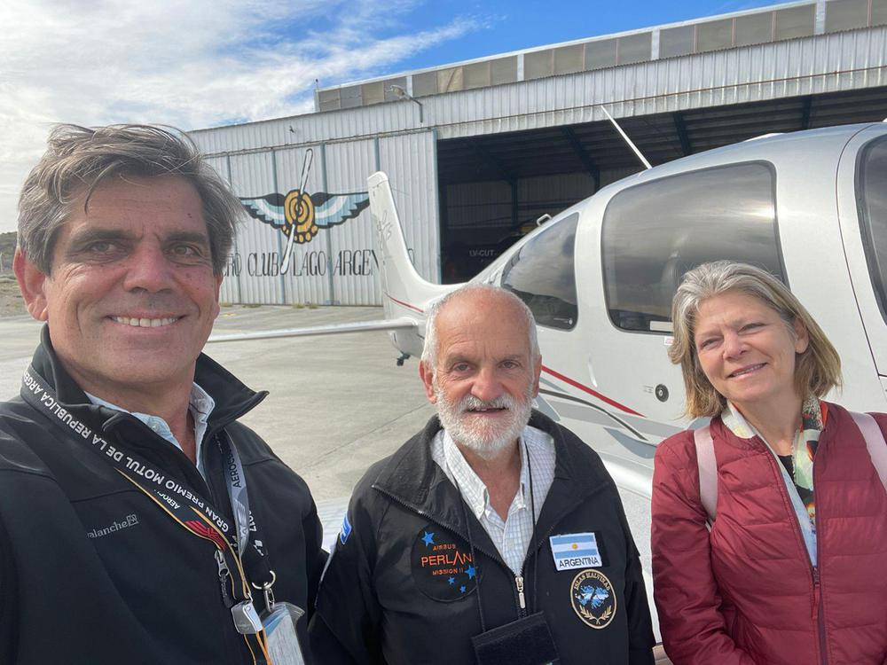 pareja avion Calafate