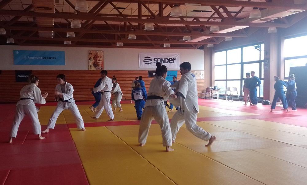 Judo entrenamiento en el CENARD