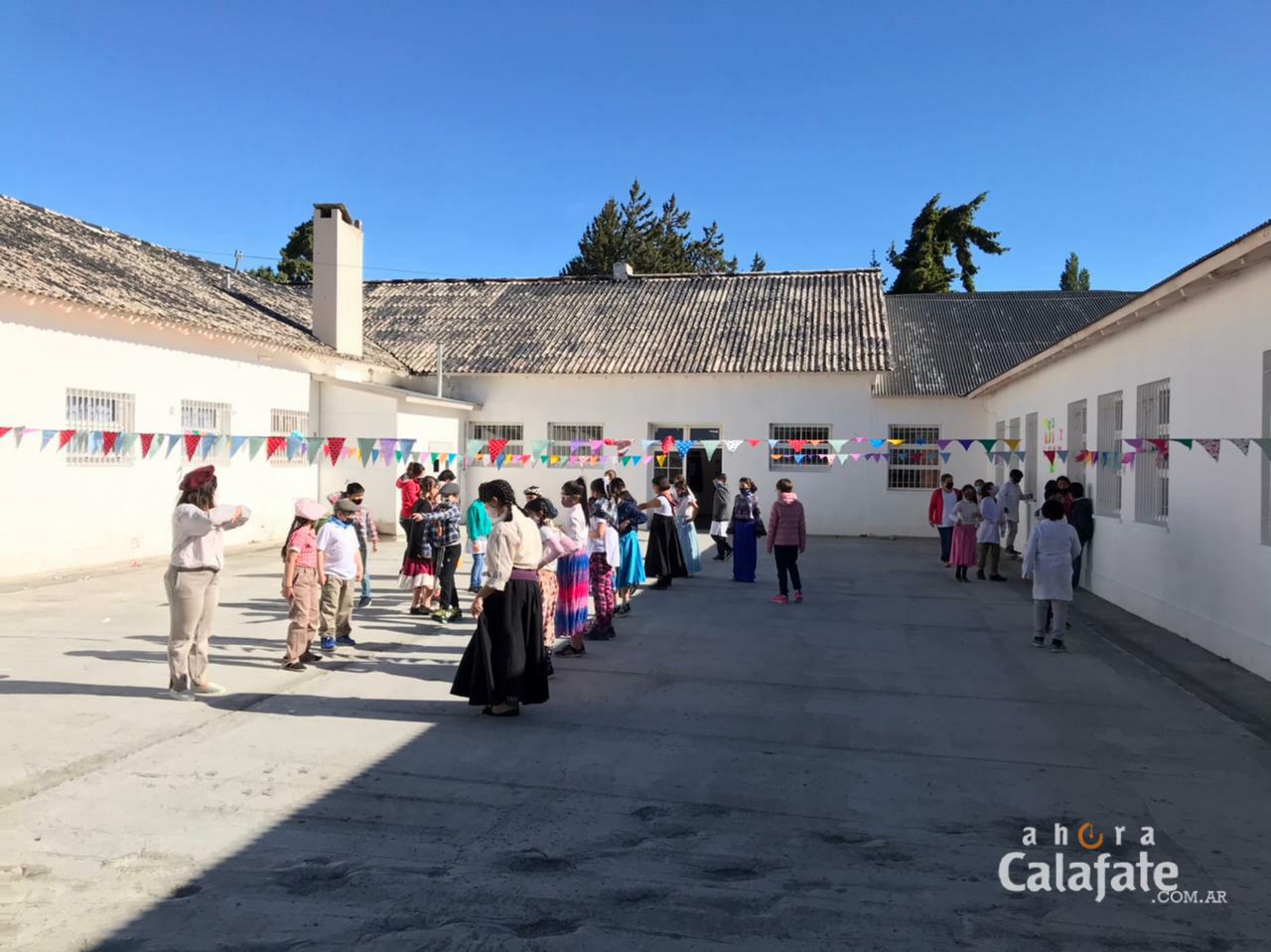 WhatsApp Image 2021-11-18 at 09.25.45 [AUDIO FMD]