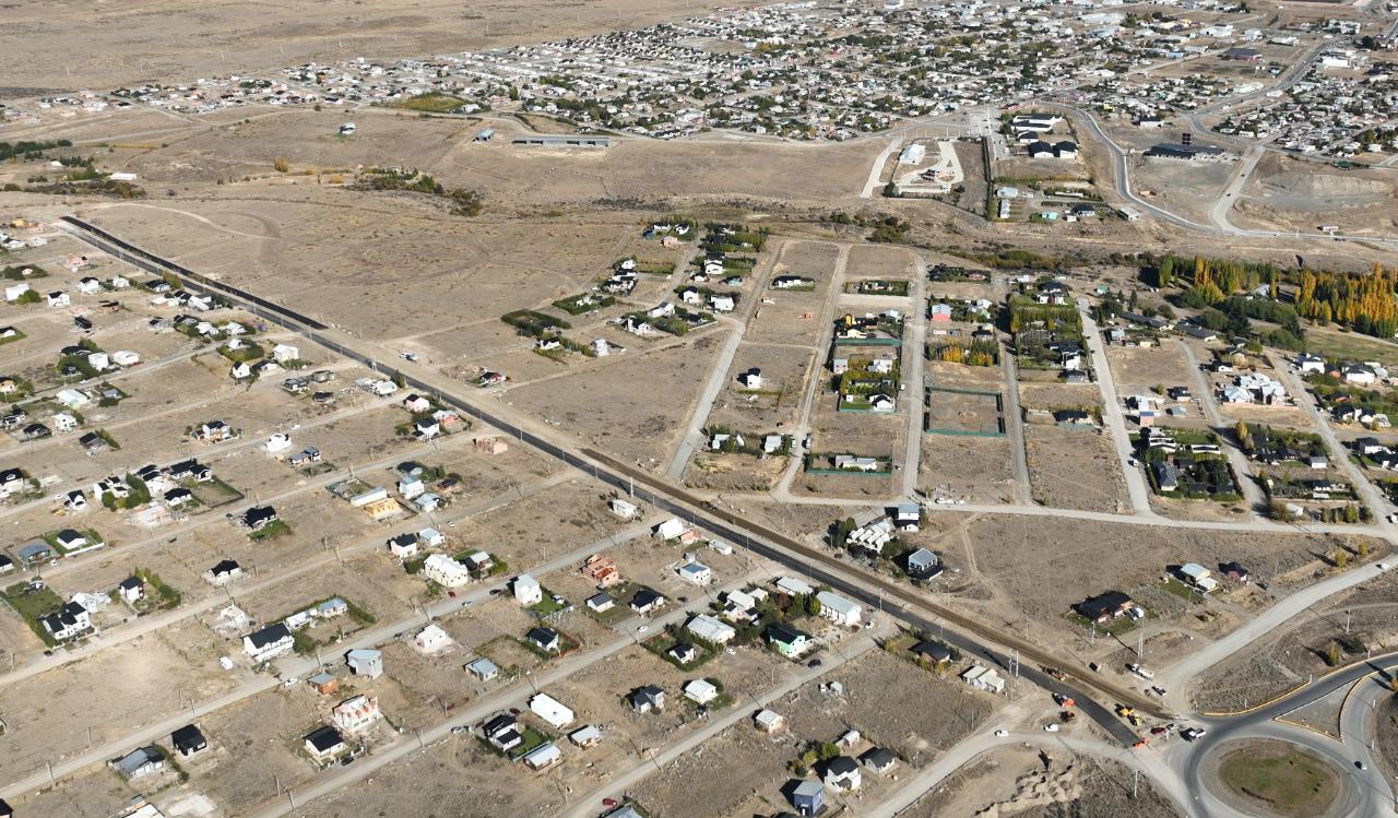 Av. Flores de la Patagonia dron