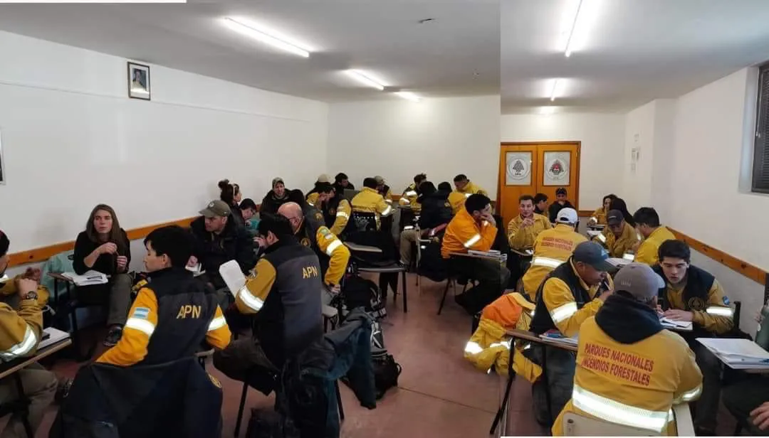 B2C93CCC-B812-4975-AC4F-6DE72089FEA9