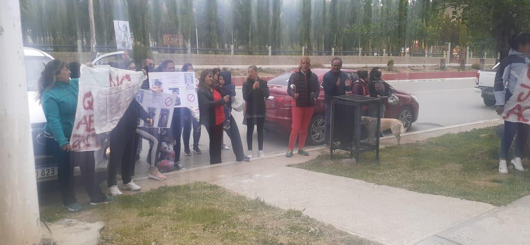 marcha Tres Lagos Comisaria 3