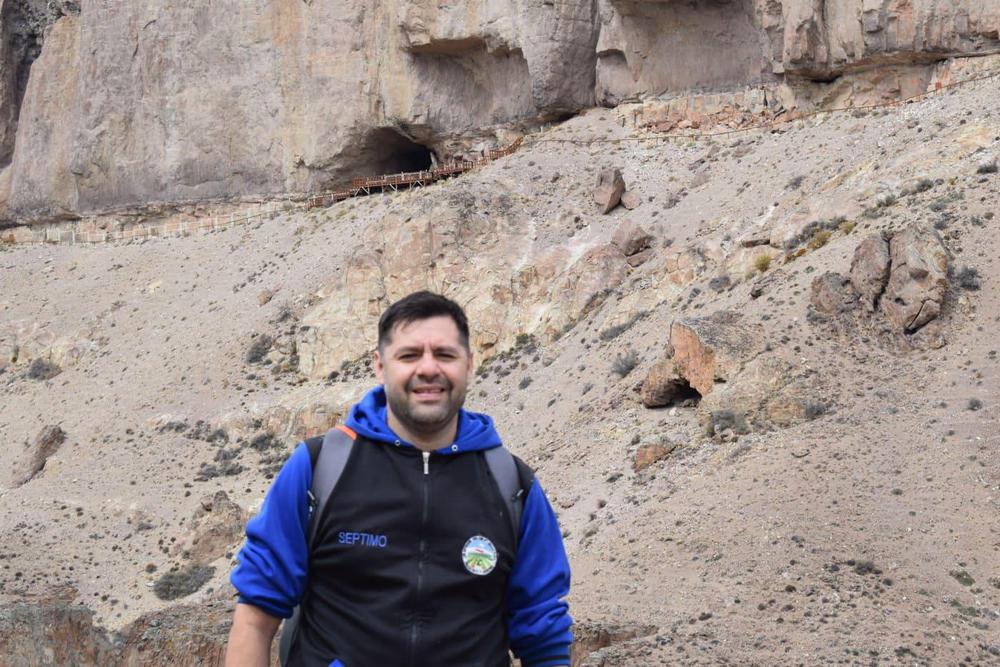 Sebastian Moyano, Prof. de senderismo infantil en Los Antiguos caminar para conocer_Conocer para amar 03