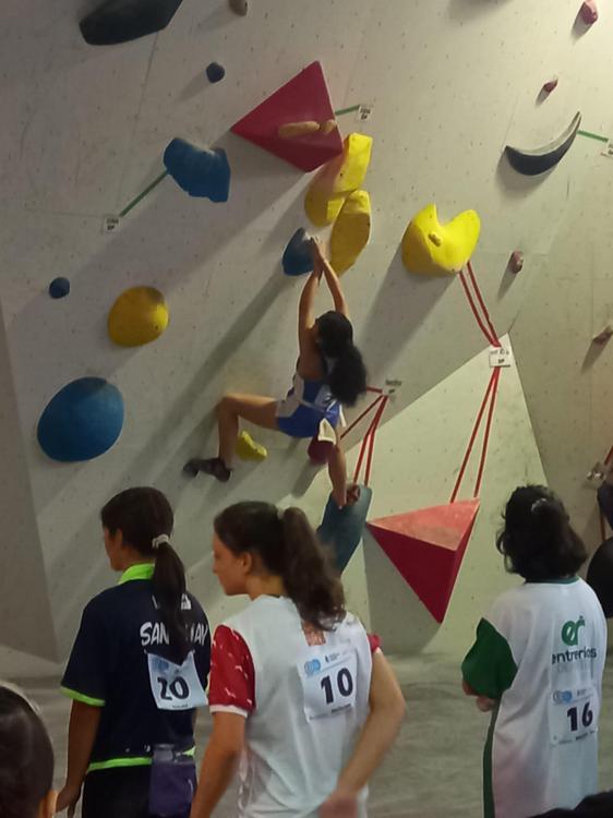 Escalada Femenina 2
