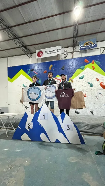 Escalada Maxi Lorger agosto 2023