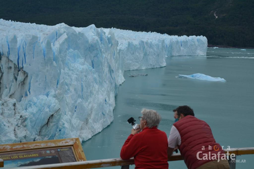 Turistas en el Glaciar3 [AUDIO FMD]