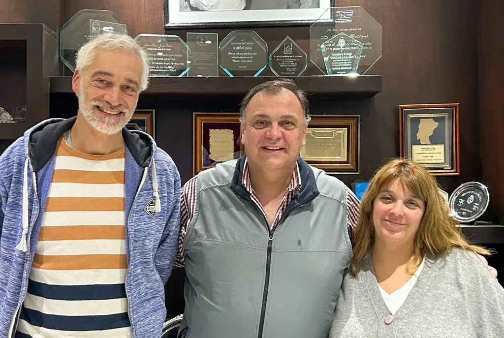 Javi con Omar y Celeste