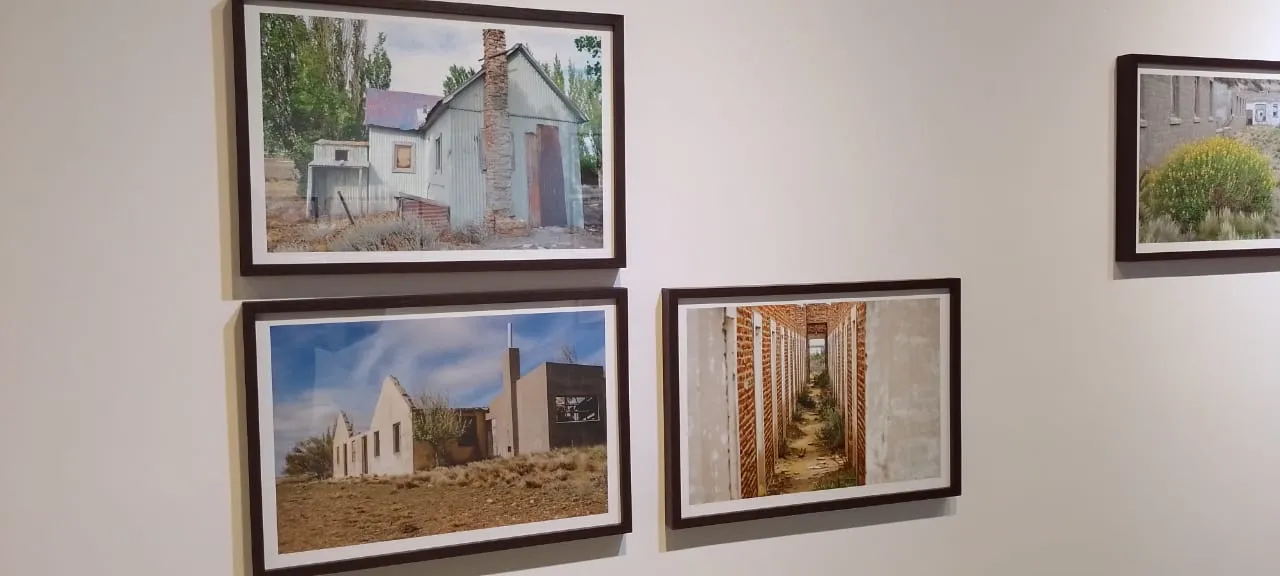 B638A19E-8DF0-4C5E-A415-BC6FF9FF8D1A