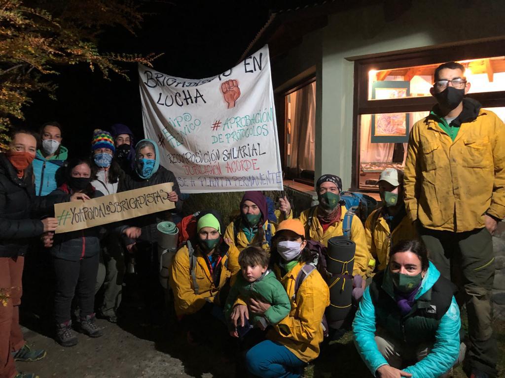 brigadistas ICE Chalten 1