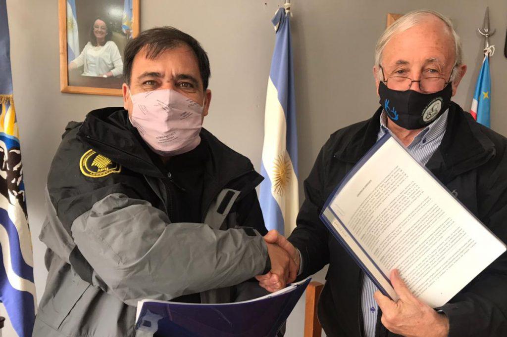 CAP-APN-convenio-tierras-CHLT-1024x682