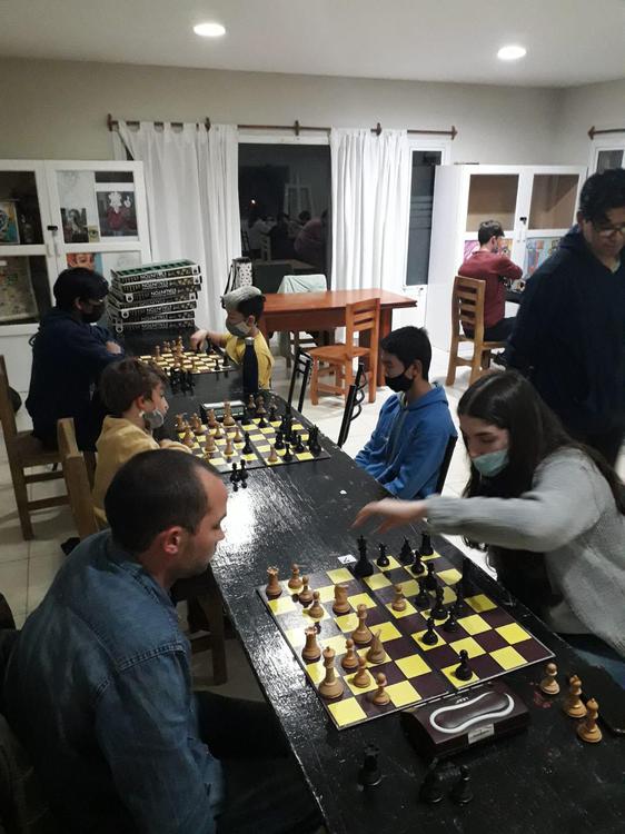 Ajedrez nota foto interna