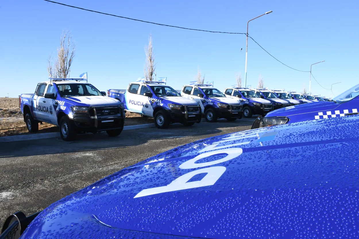 20230707_AK_ACTO_ESCUELA_DE_POLICIA_ENTREGA_DE_PATRULLEROS_3_de_16 