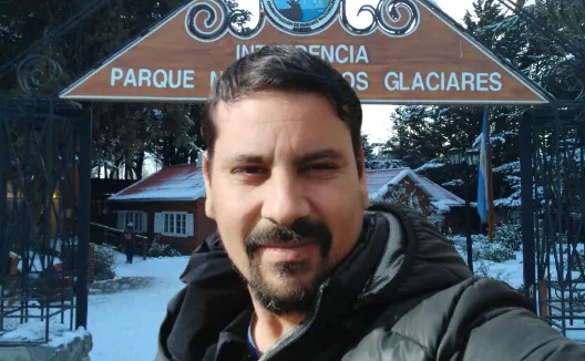 noticiaspuertosantacruz.com.ar - Imagen extraida de: https://ahoracalafate.com.ar//contenido/23842/se-vienen-medidas-de-fuerza-y-protestas-en-pn-los-glaciares