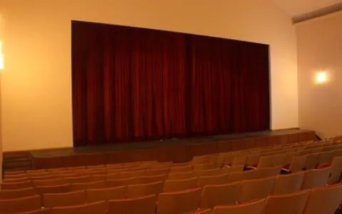 6CB2F6C1-264D-4E49-9C99-39DCF9AA4AE3