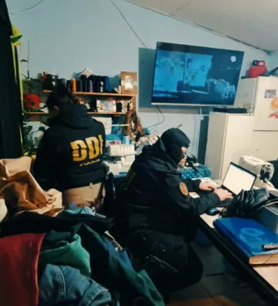 Captura de pantalla 2025-08-16 231201