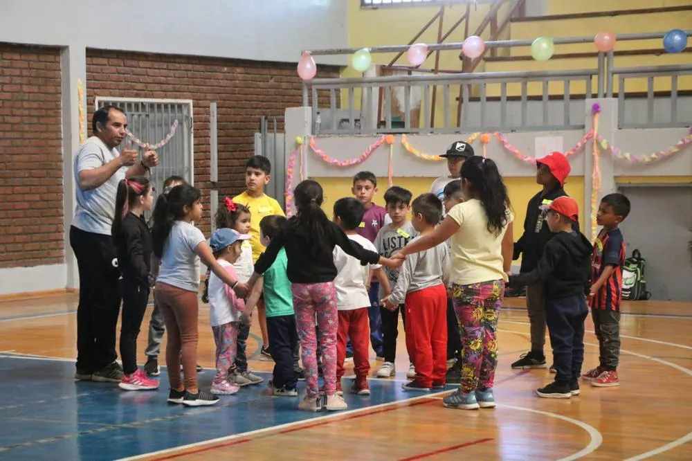 multimedia.normal.ae15b5990357144d.436f6c6f6e69615f6e6f726d616c2e6a7067