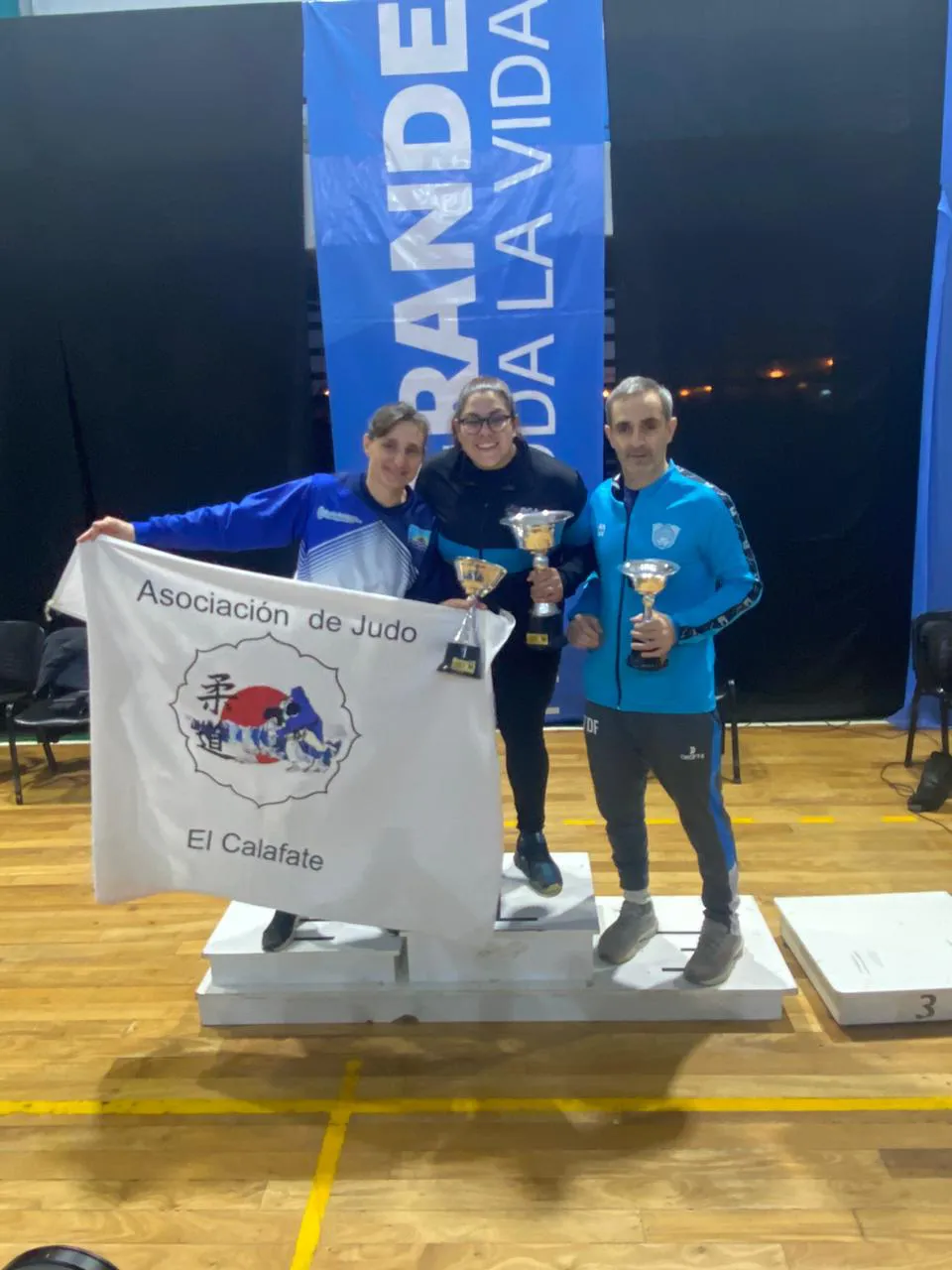 b4ee121b-acc5-42c9-8898-c3c1f0fcd943