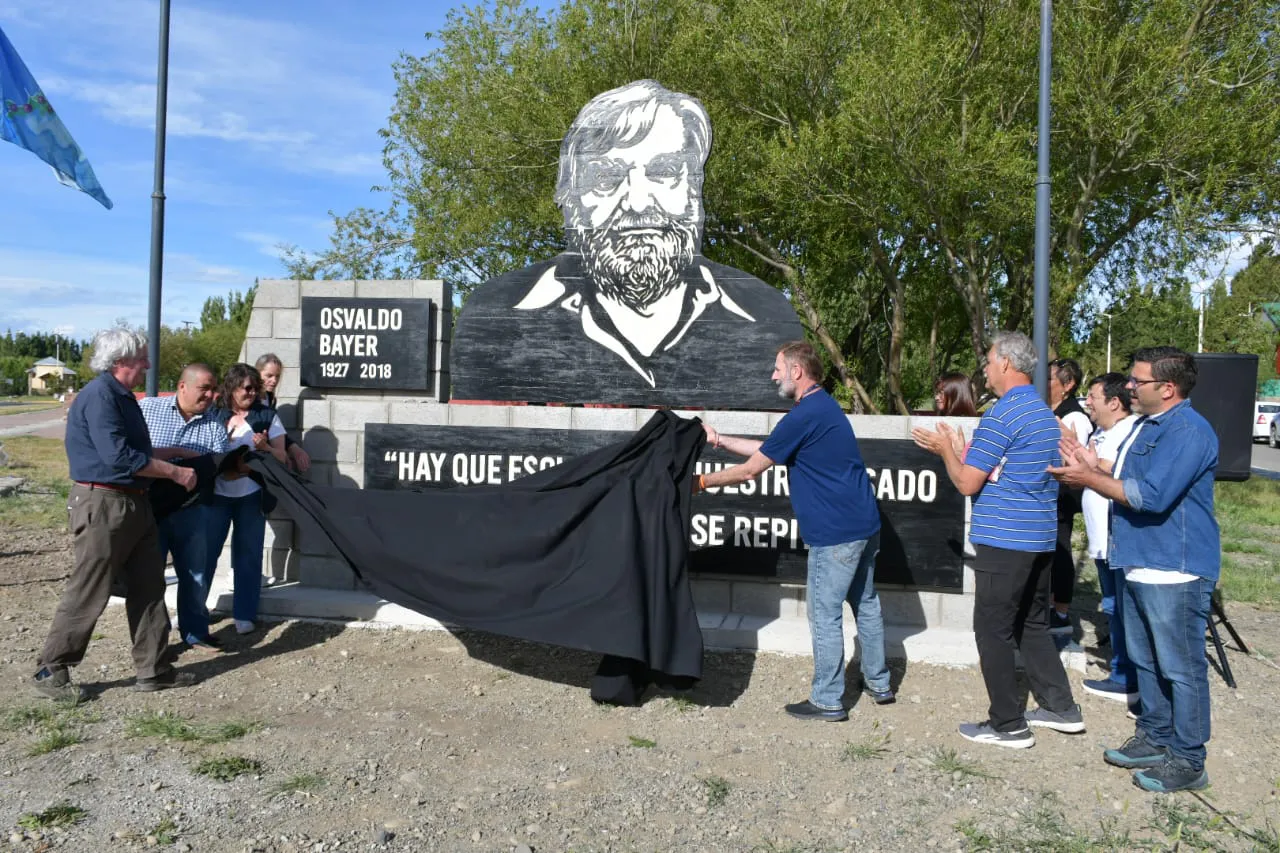 WhatsApp Image 2025-12-08 at 18.44.44 (1)