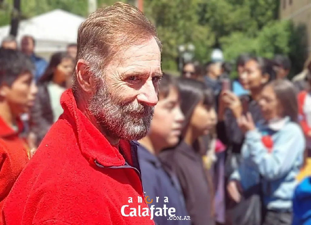 VideoCapture_20250526-220641~2