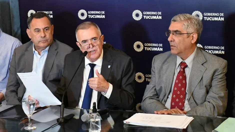 655d137c9b18d_940_529!