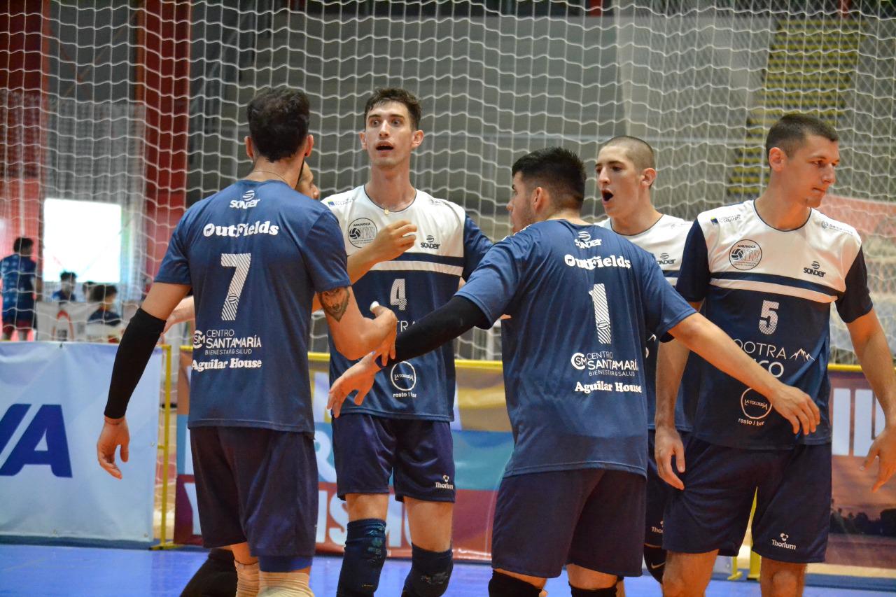 Amuvoca con Regatas de Santa Fe