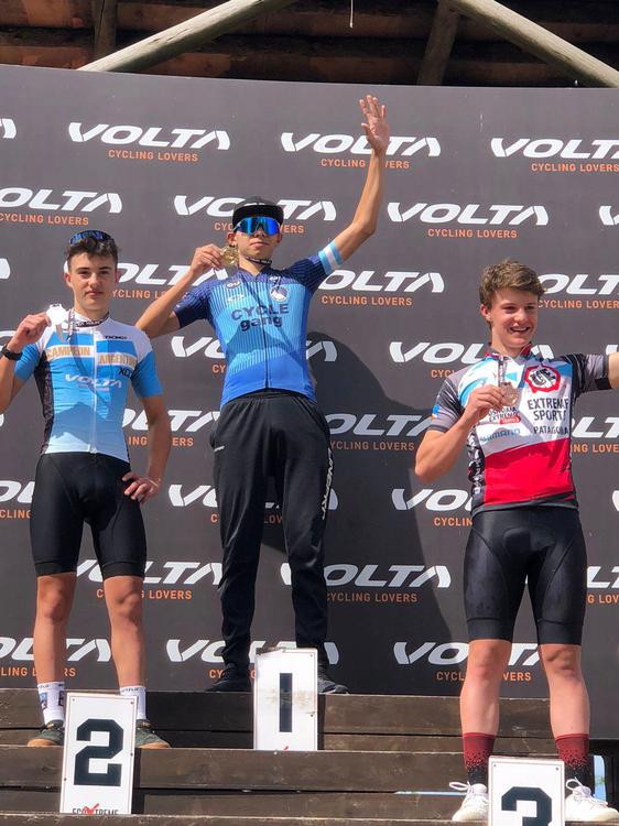 Simon Feldman Podio Marathon Pilar octubre 2022