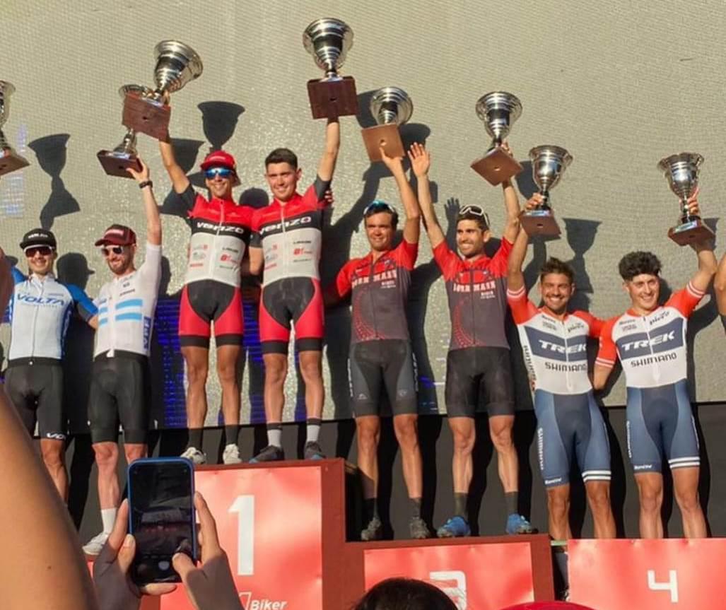 perez costa Cataya podio