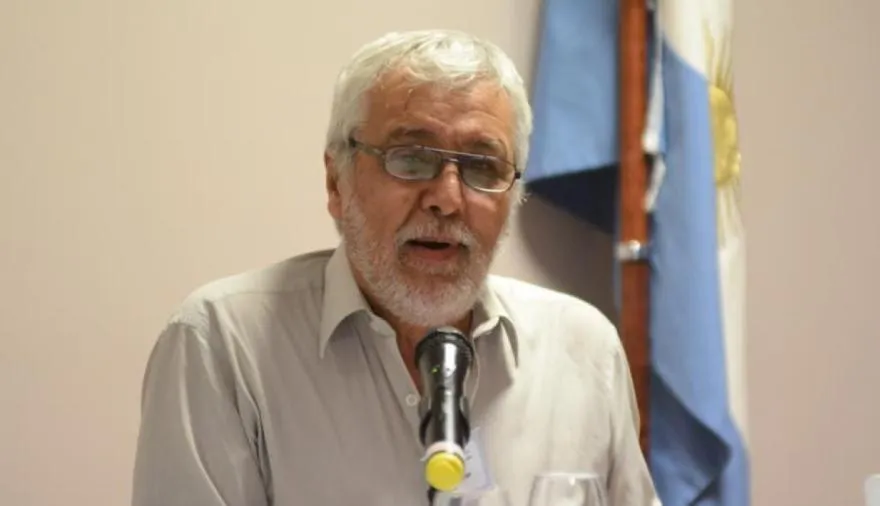 Enrique Papa1