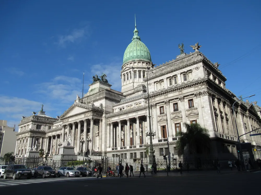 2019_Buenos_Aires_-_Palacio_del_Congreso_de_la_Nacion_Argentina-scaled