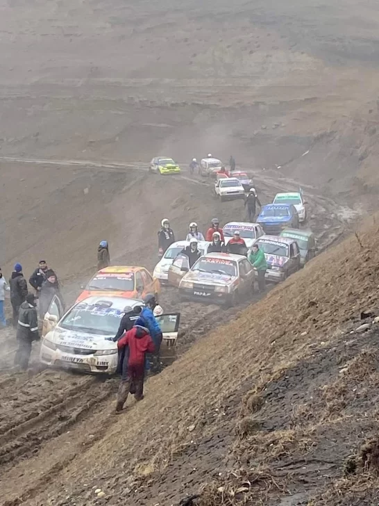 067e8569-5a1b-47eb-a768-9a3aea9d68ed-546x728