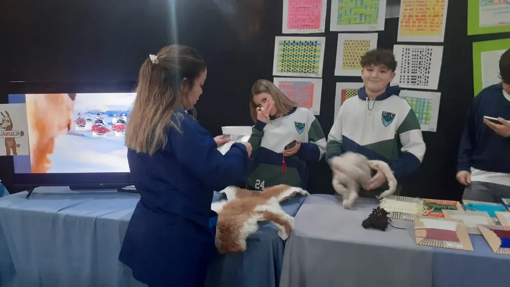 7C5475AE-BCA7-47C4-AC3D-3D21002EE791