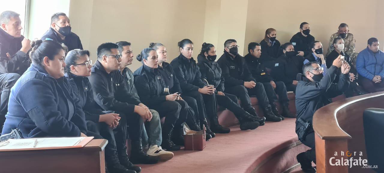 capacitacion a policia [AUDIO FMD]