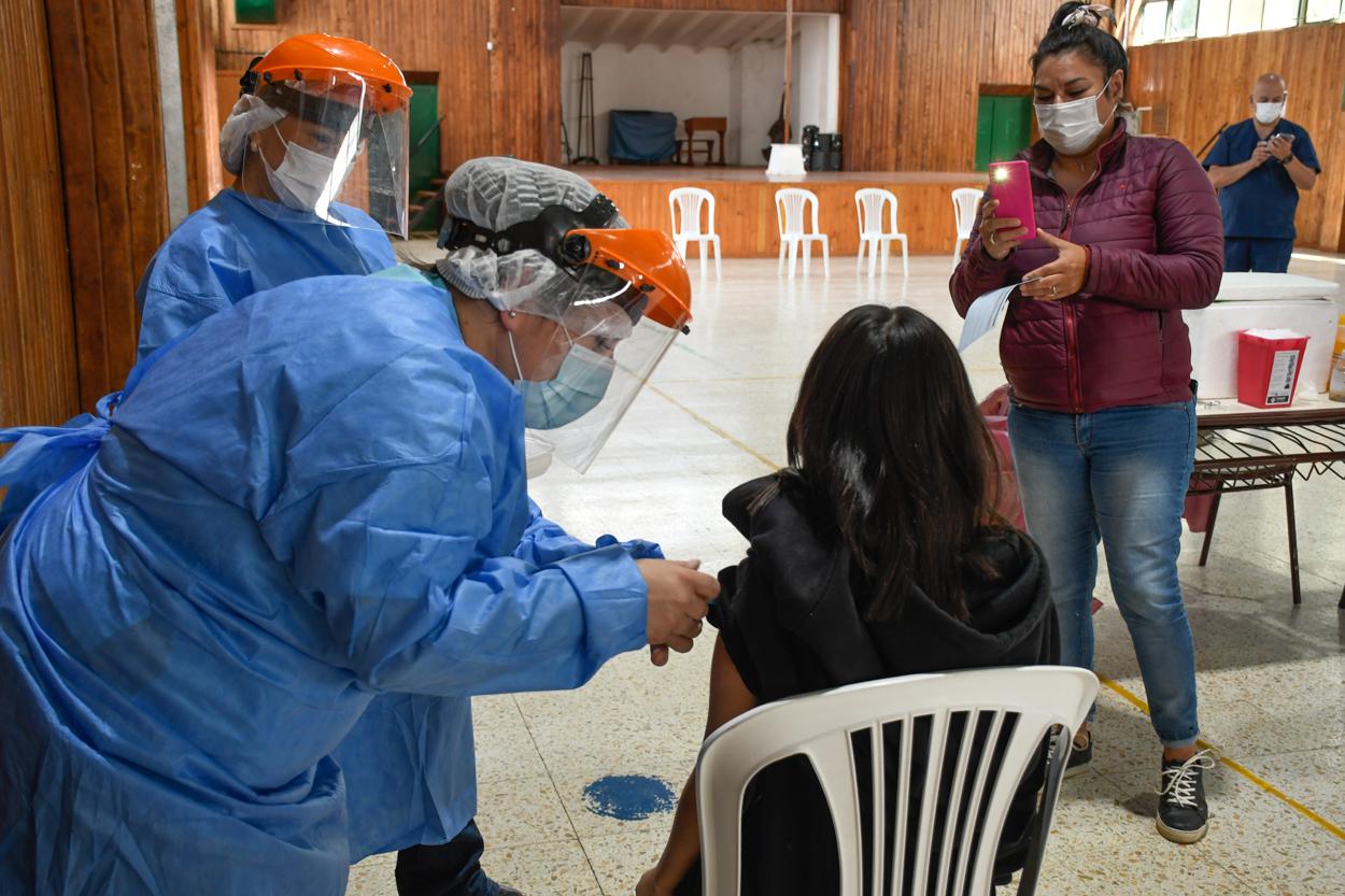 20220214_AK_Calafate_Recorrido_vacunatorios-9