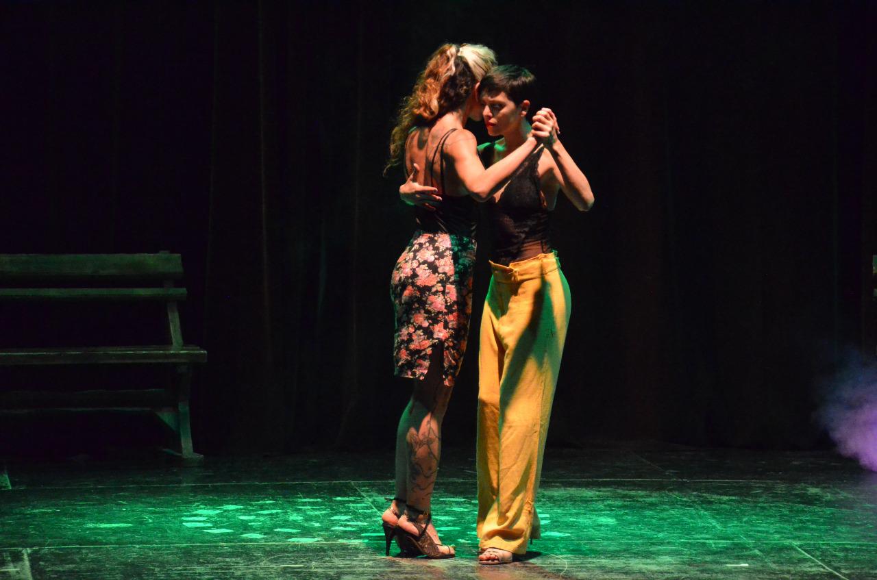 Tango 017