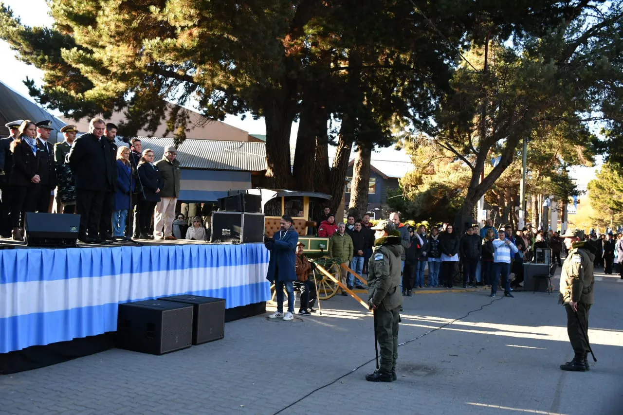 8D370BC6-25F5-4C64-A87D-289425E52340