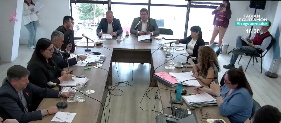 Captura de pantalla 2025-10-06 185512