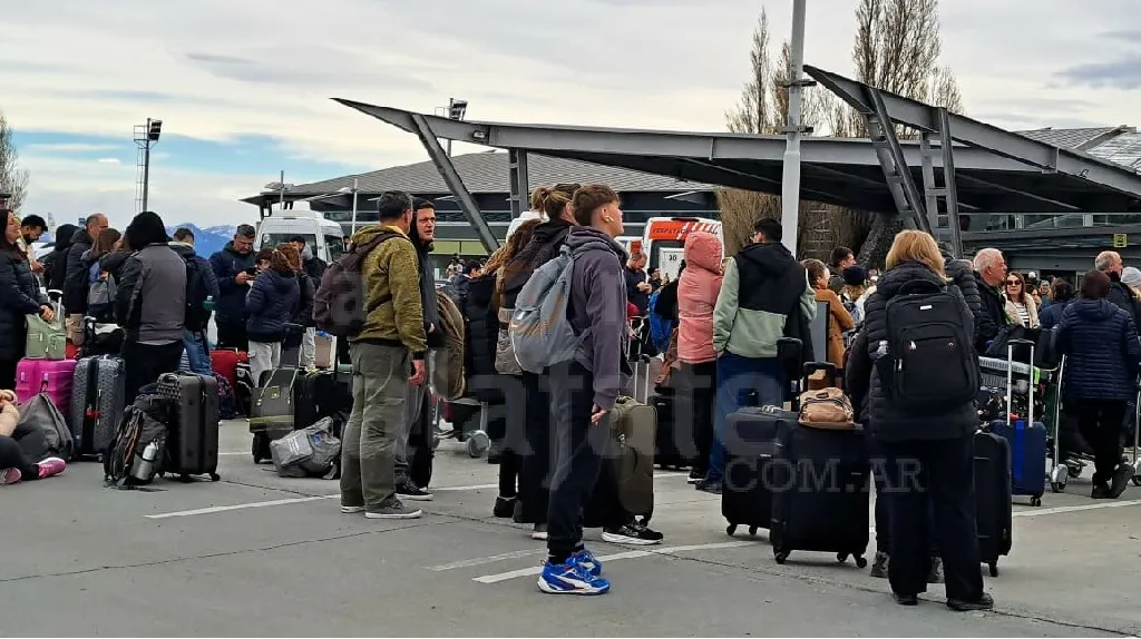 evacuan aeropuerto~1