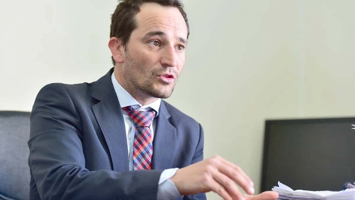 el-fiscal-federal-subrogante-caleta-olivia-lucas-collalucas colla