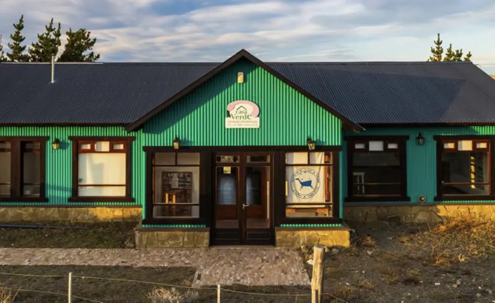 58EE0E0E-8ACC-4C0D-8533-6A39BCAE6542