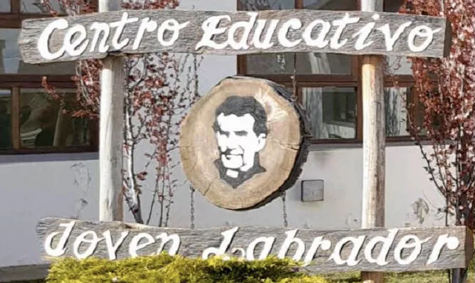 1AA29B60-4459-4EBE-ACA4-DEF12A267EEC