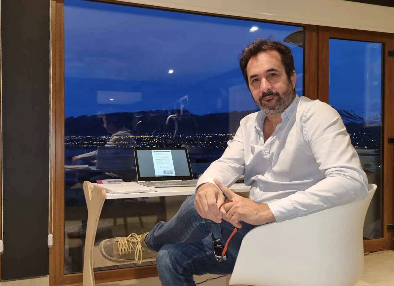 4cfd6a0e-3632-4371-bd9e-0c4868656918