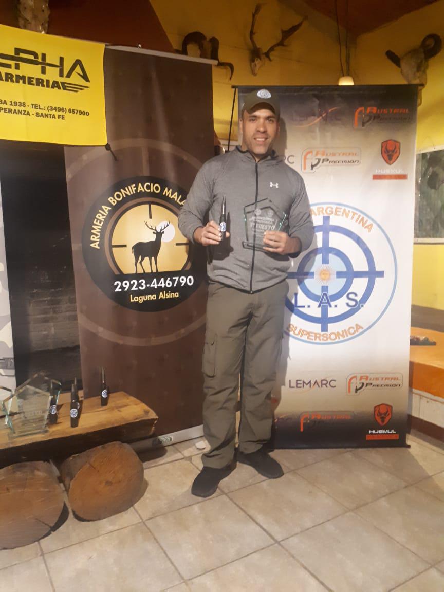 Daniel Valdez 3ero en 1era fecha Liga Supersonica de Tiro