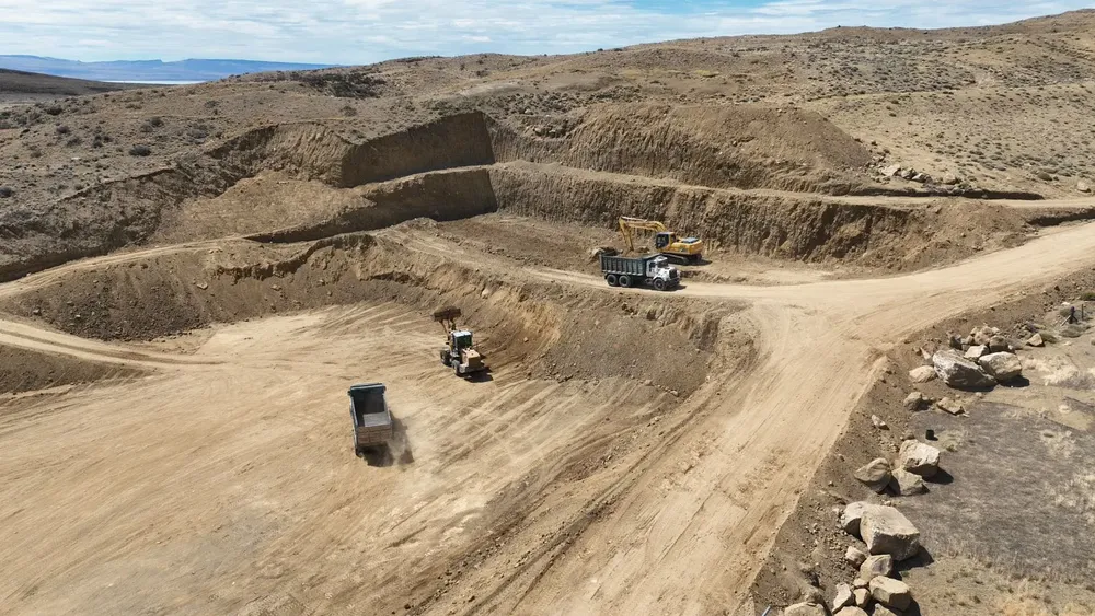 619318956_1472922427526948_8785446946178474328_n