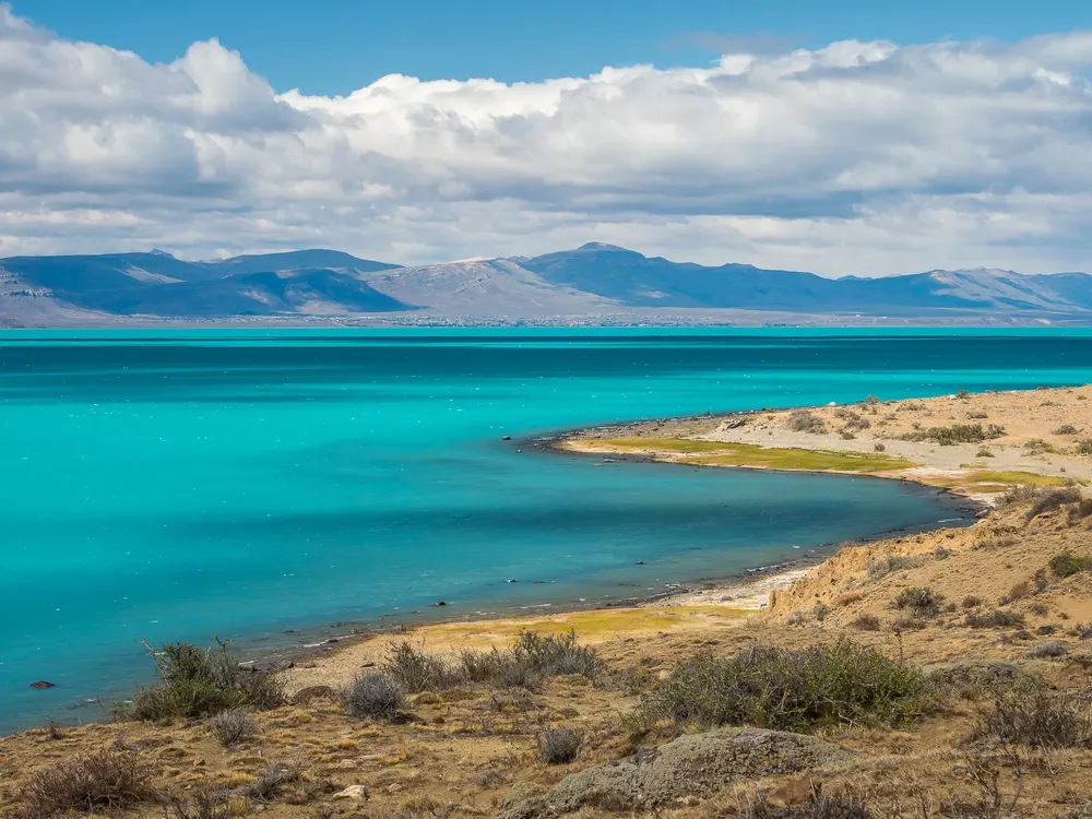 lago-argentino-view-argentina-x963