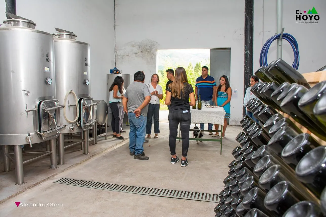 3CB504CC-DC73-4B21-9887-DF685A14BF55