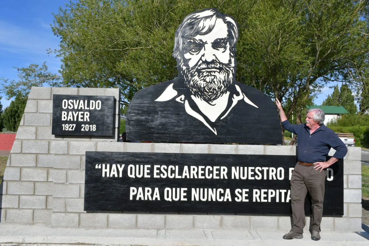 WhatsApp Image 2025-12-08 at 18.44.42 (1)