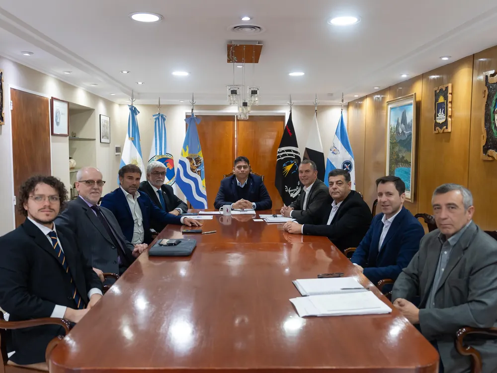 Santa_Cruz_concreta_un_avance_decisivo_en_conectividad_area_con_la_creacin_de_un_hub_de_vuelos_regionales_1