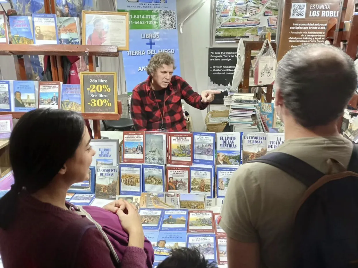 E35AE3A0-001C-4169-AC73-8DCB67D739DA