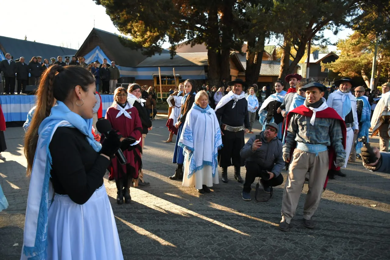 02427A38-41F1-4E34-82C5-E0B192A72FF5