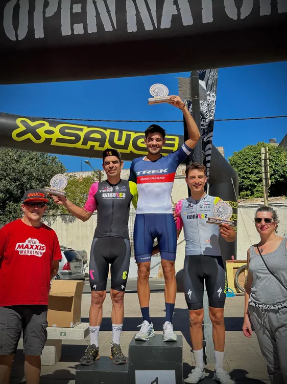 d89724fe-3b13-4d72-a53e-e1fbfe5b8af1